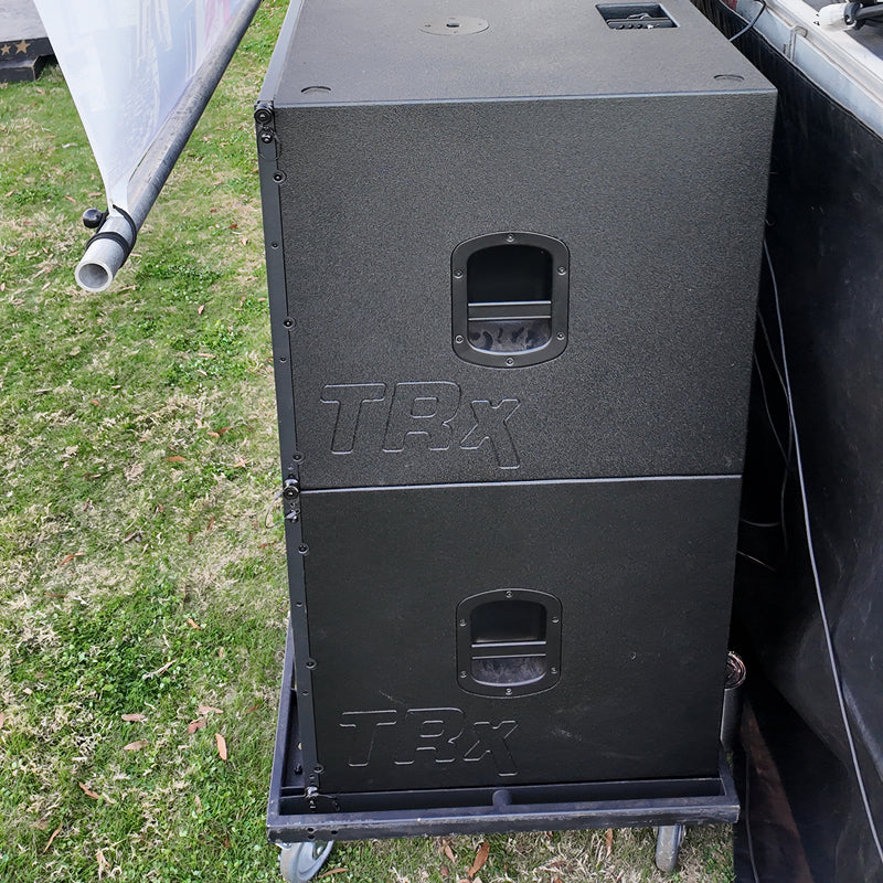 trx3118a 18-inch active subwoofer at live show
