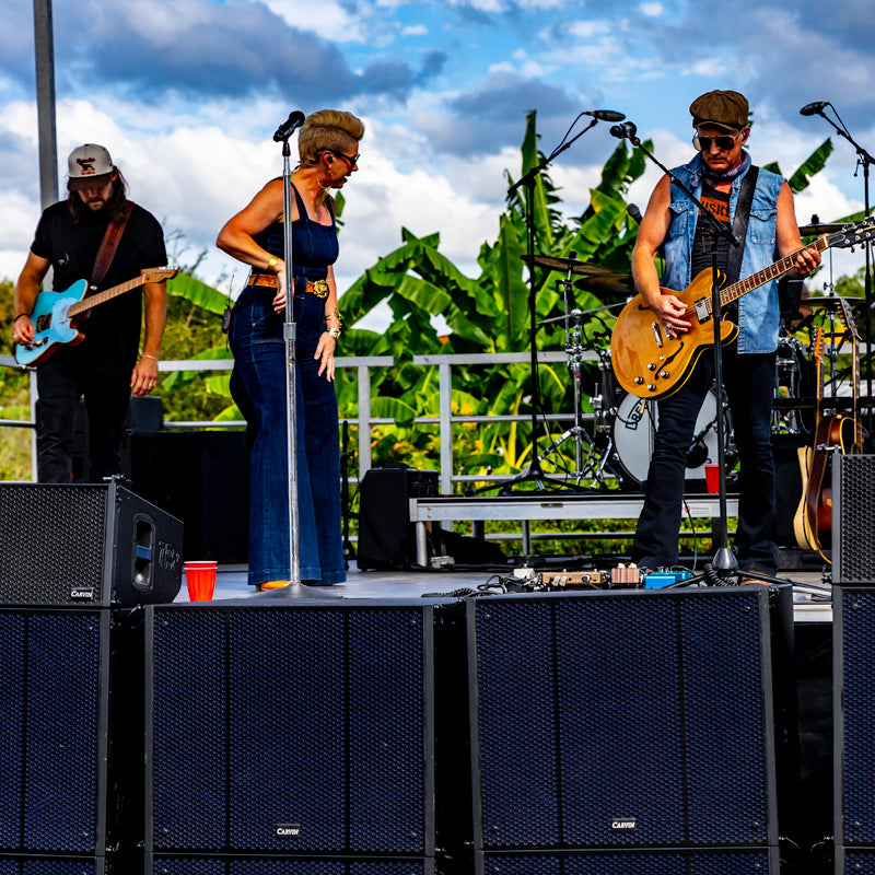 trx3118a 18-inch active subwoofer at live show