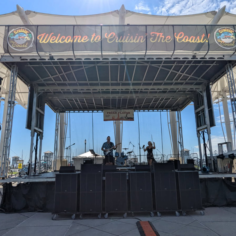 trx3118a 18-inch active subwoofer at live show