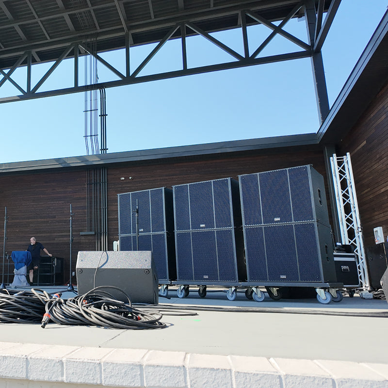 trx3118a 18-inch active subwoofer at live show