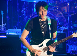Steve Vai Playing Legacy Drive Preamp Pedal carvin vld1